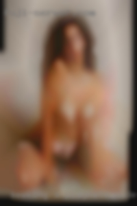 Seeking a playmate nude for my pet from Roscommon!